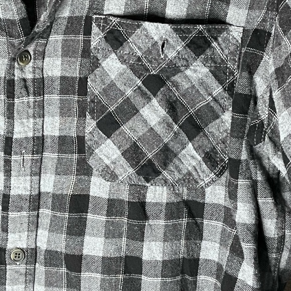 Arizona Large Men’s Black and Grey Flannel Shirt - Picture 3 of 6